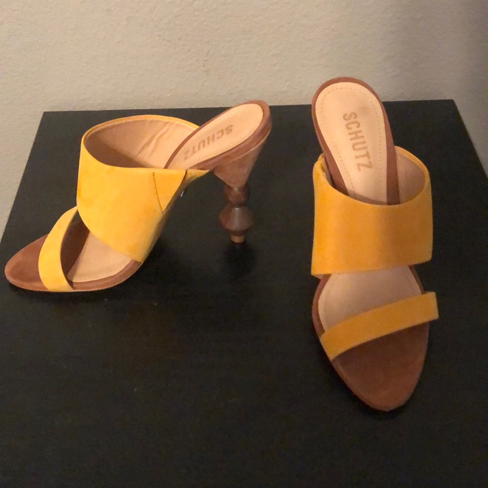 Schutz Tosca Heels
